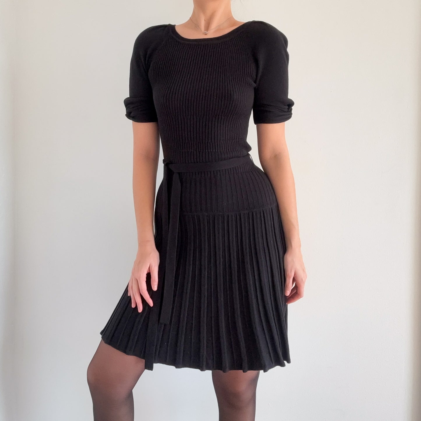 Y2K Black Knit Tie Pleated Midi Dress / SZ S