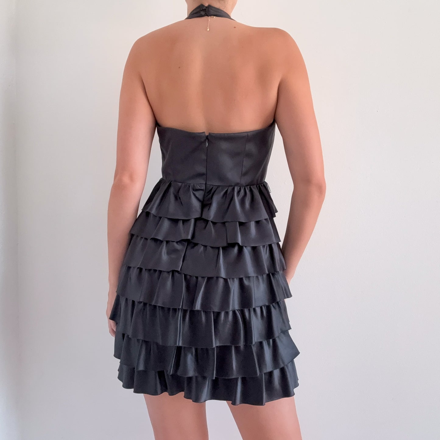 Y2K BCBG Dark Grey Ruffle Cocktail Dress / SZ 6