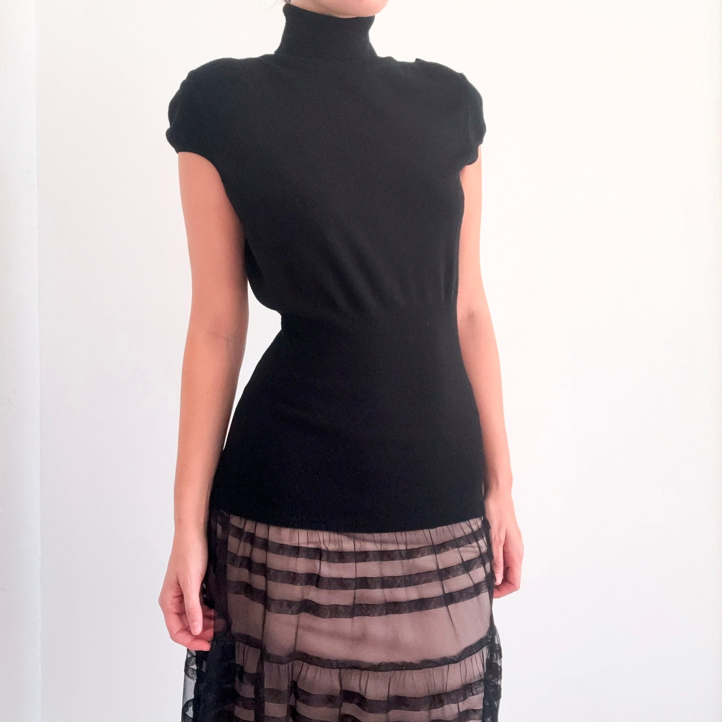 Y2K Black Knit Puff Sleeve Knit Top / SZ M-L