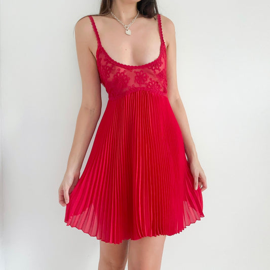 Y2K Red Embroidered Pleated Nighty / SZ M