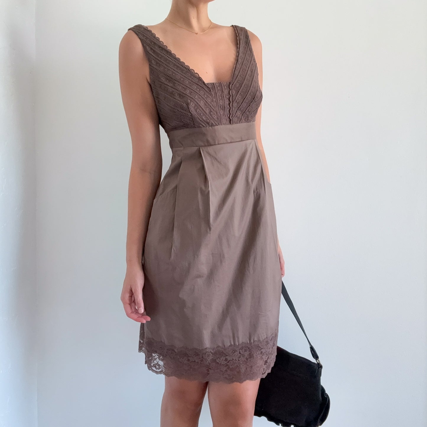 2010's Taupe Cotton Lace Dress / SZ 4/6