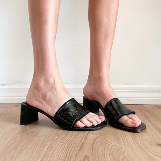 Y2K DKNY Black Wooden Sandals / SZ 9