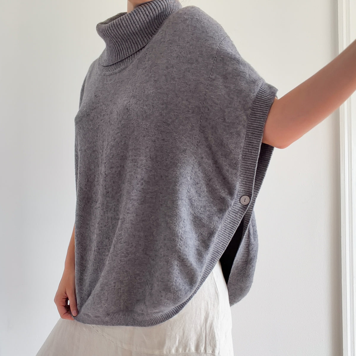 Y2K Grey Knit Turtleneck Poncho Top / One Size