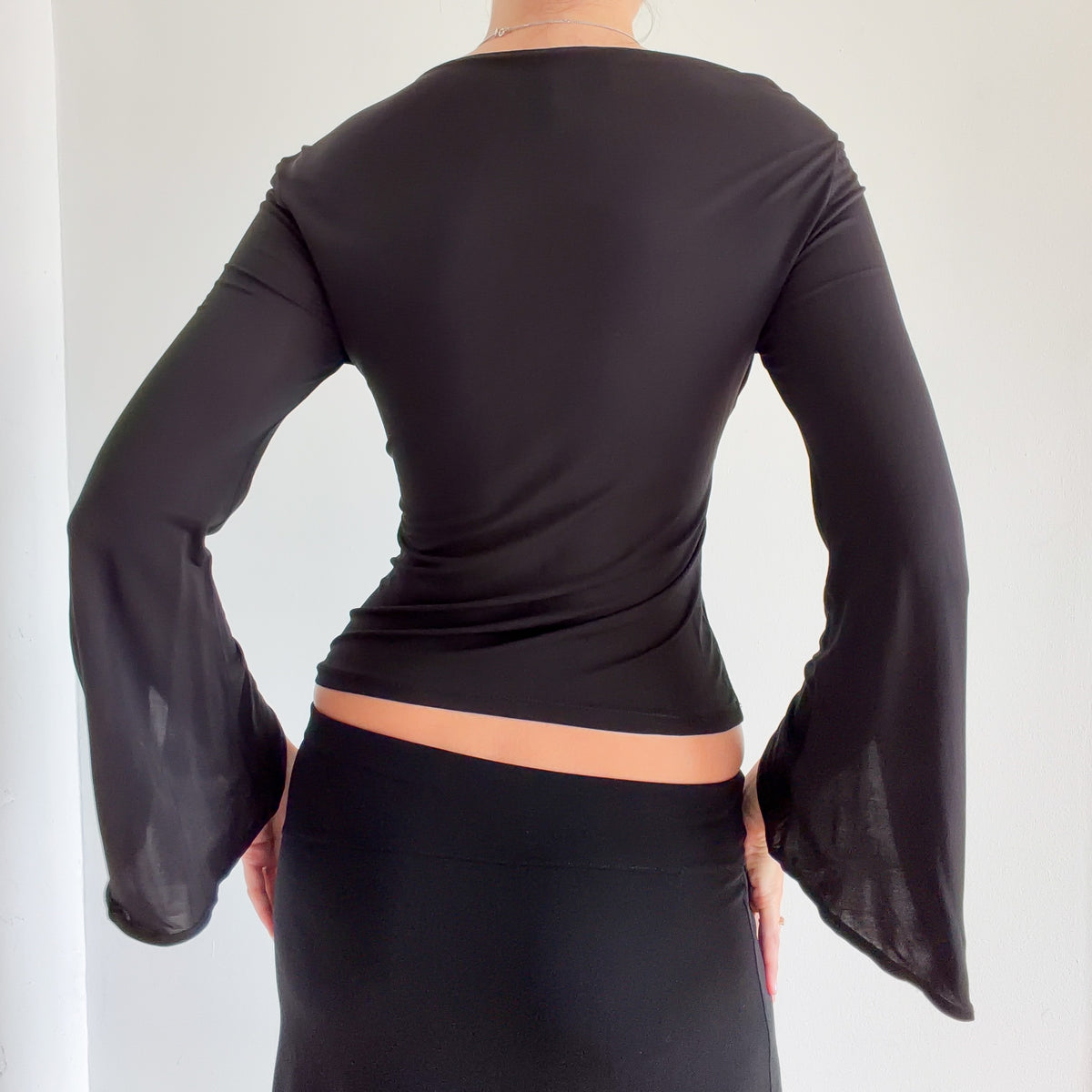 Y2K Black Witchy Flare Sleeve Top / SZ S/M