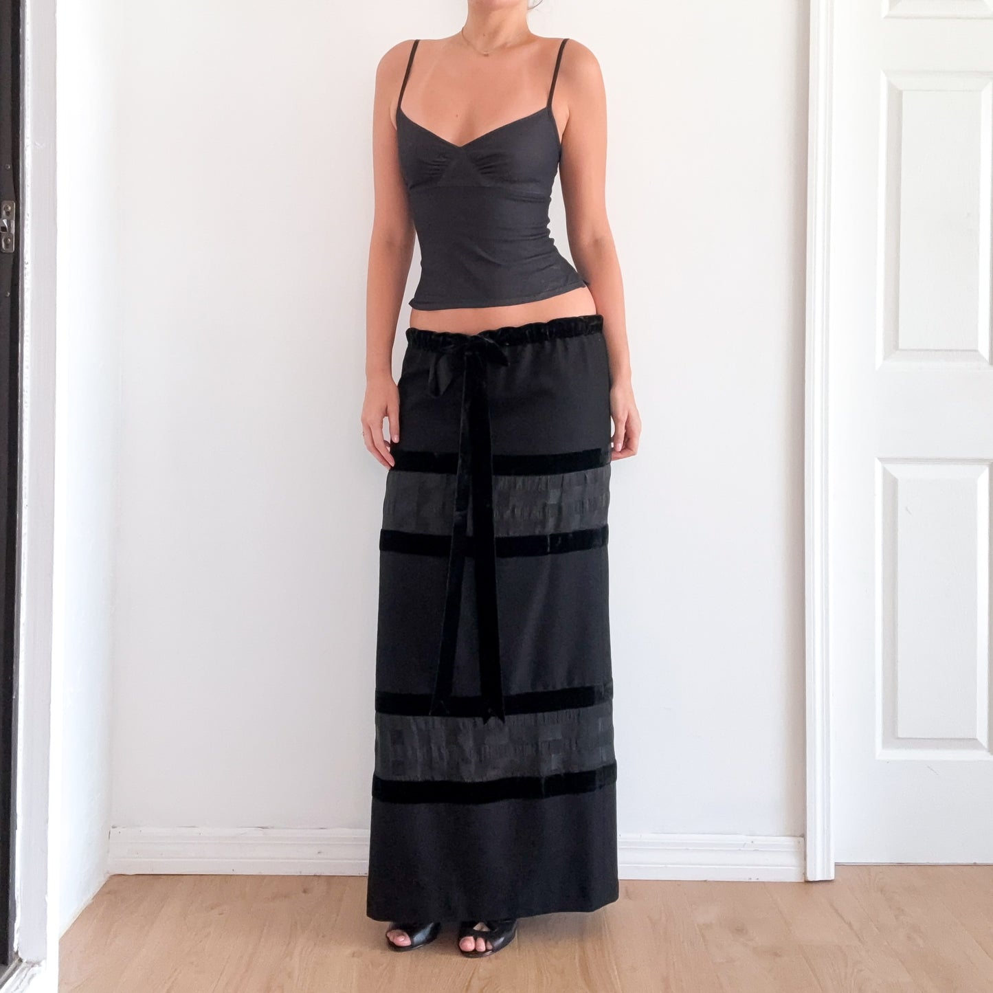70's Black Wool Velvet Maxi Skirt / SZ S-M