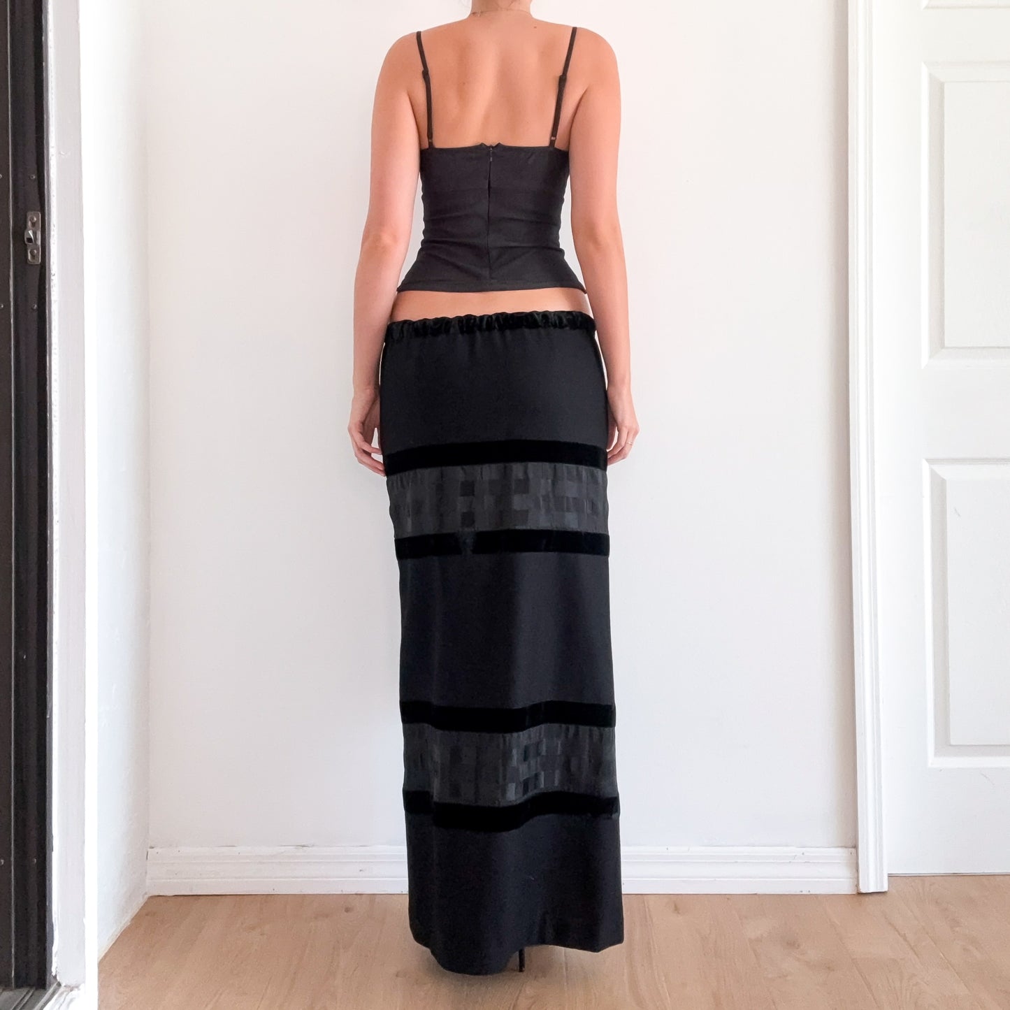 70's Black Wool Velvet Maxi Skirt / SZ S-M