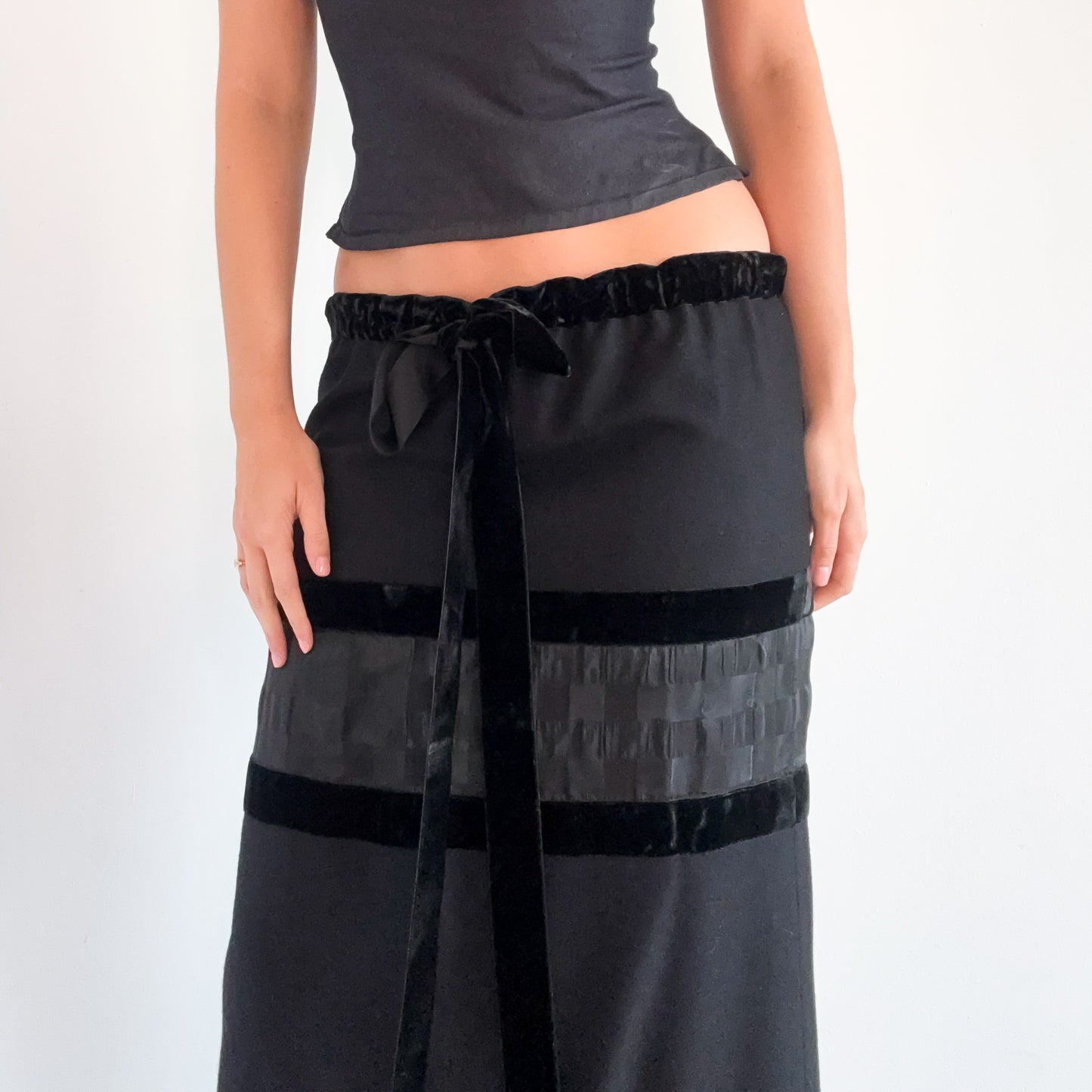 70's Black Wool Velvet Maxi Skirt / SZ S-M