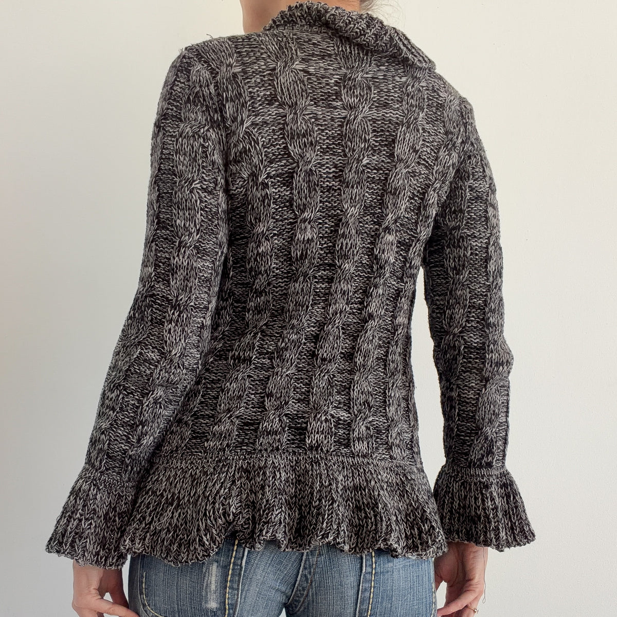 Y2K Black & Grey Sweater Ruffle Cardigan / SZ M