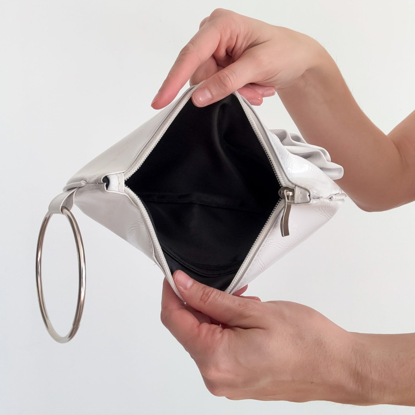 Y2K White Rosette Wristlet Clutch