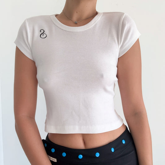 Y2K White Cotton "S" Cropped Tee / SZ S-M