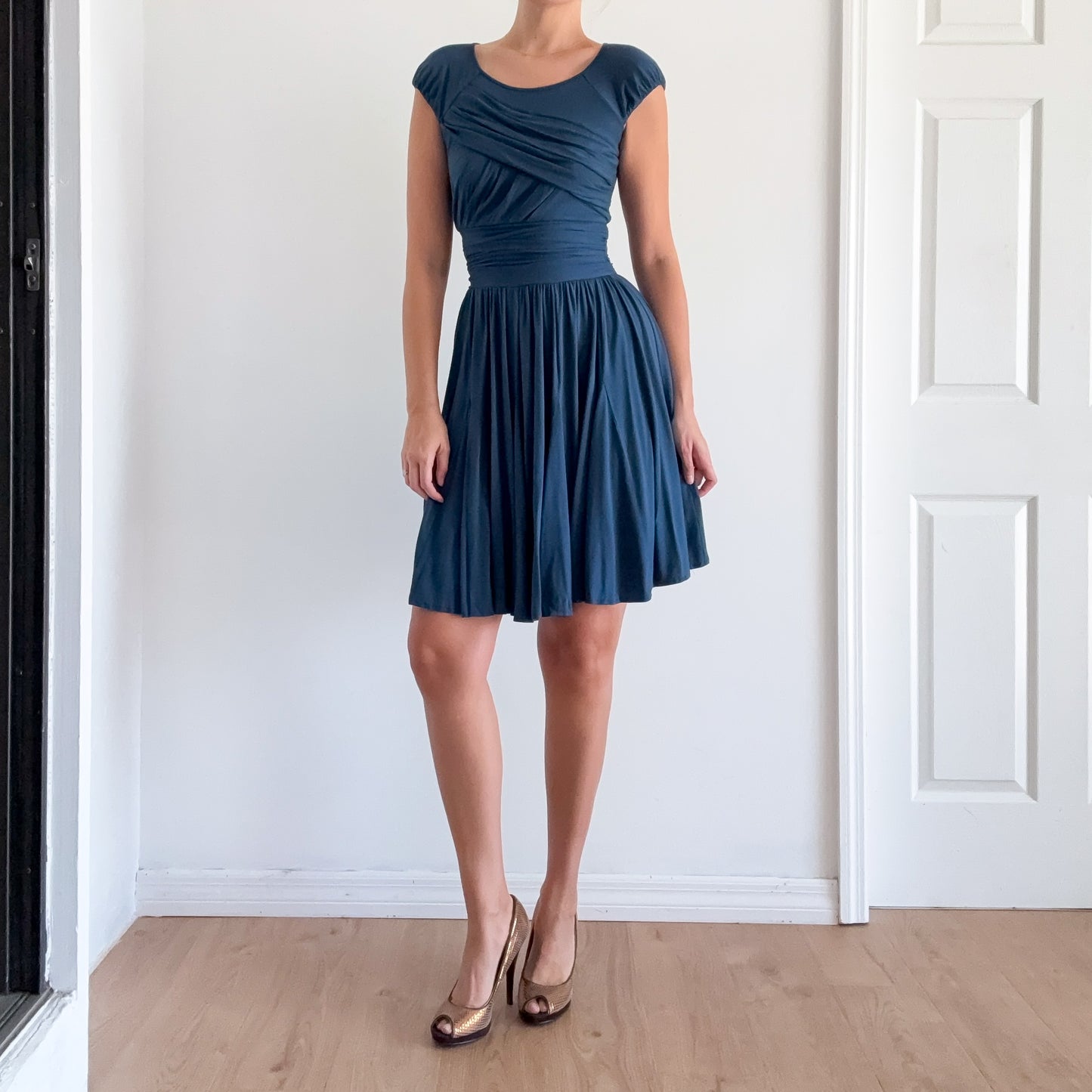 Y2K Peacock Pleated Rayon Midi Dress / SZ XS-S