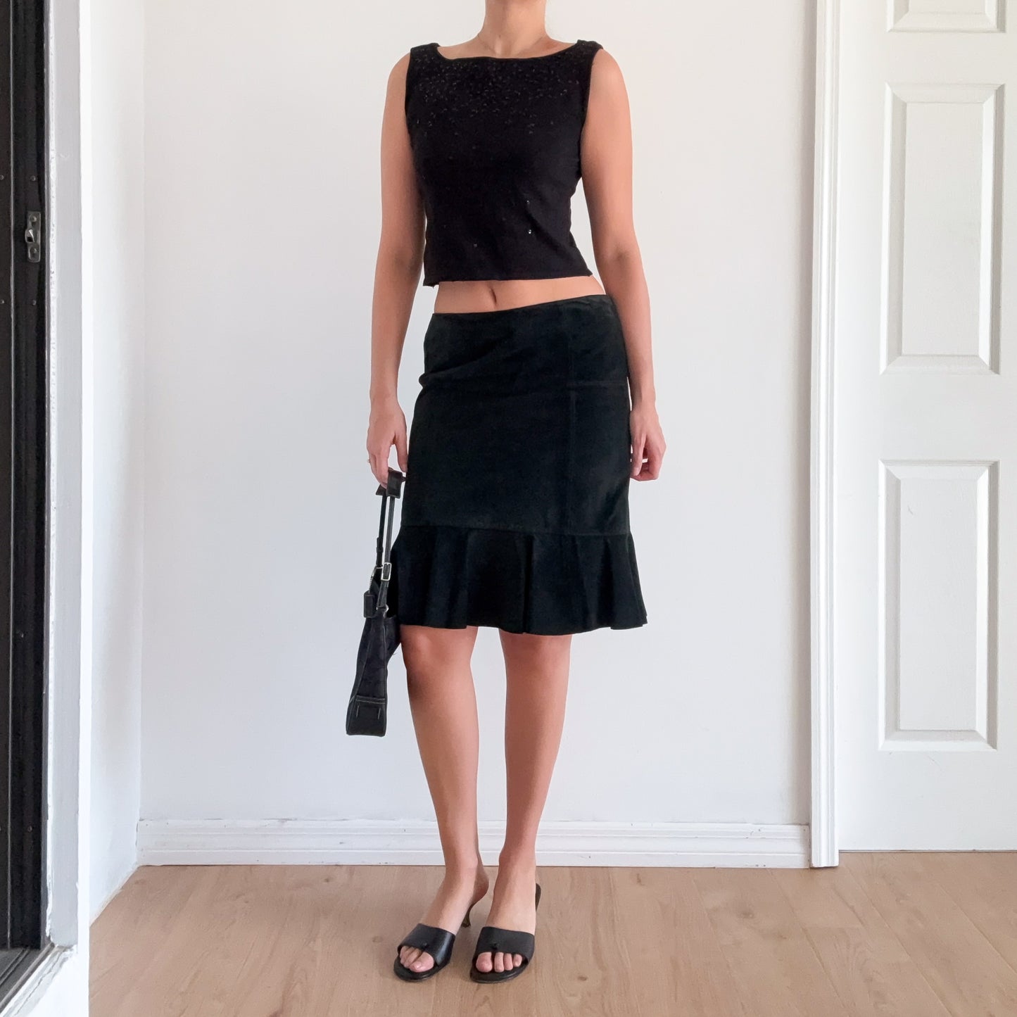 Y2K Black Suede Ruffle Midi Skirt / SZ 4/6