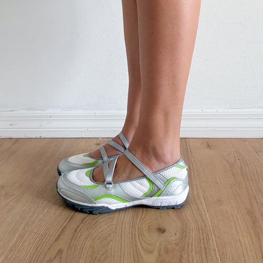 Y2K Lime Green & White Sporty Flats / SZ 7