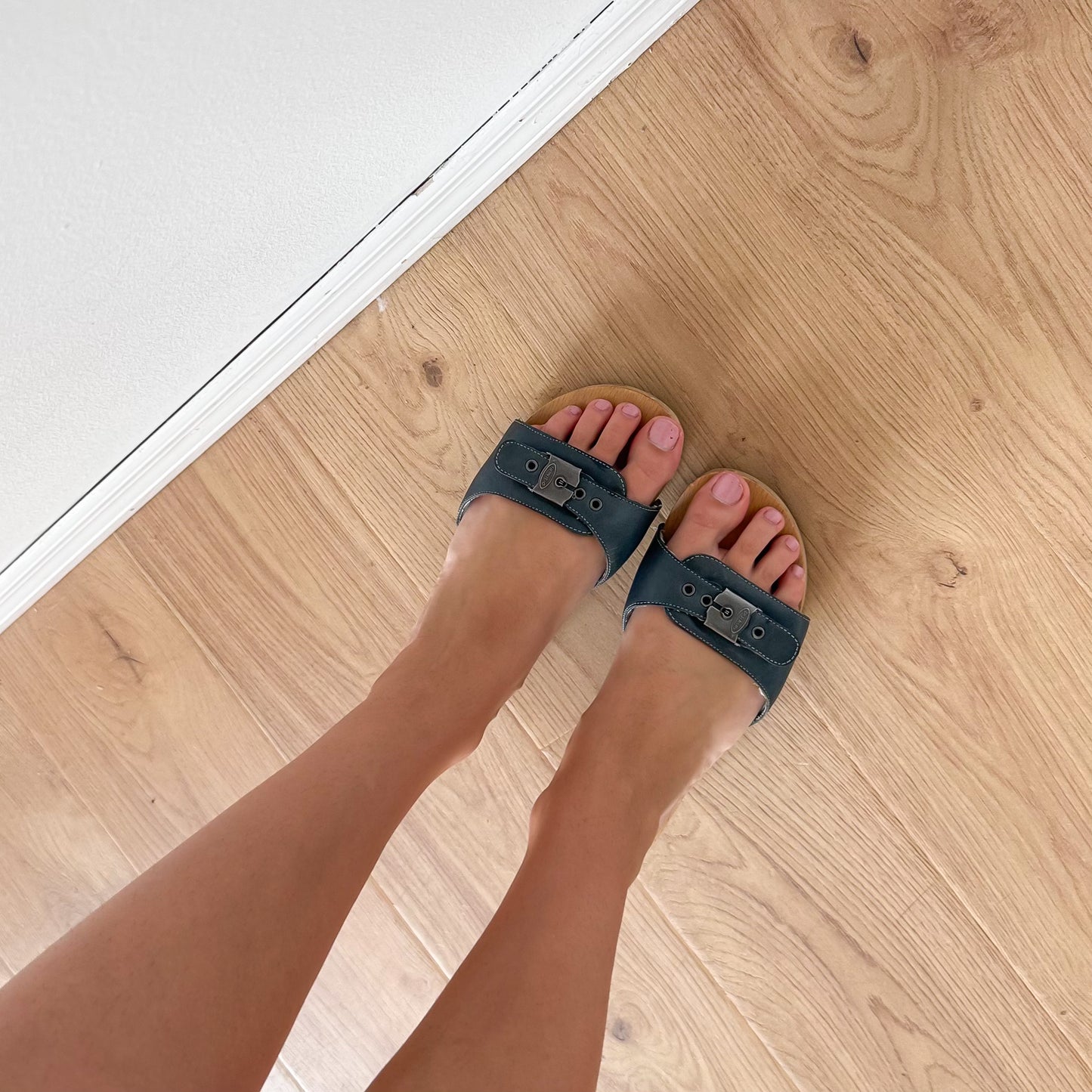 Y2K Dr. Scholl's Slate Blue Wooden Sandals / SZ 8