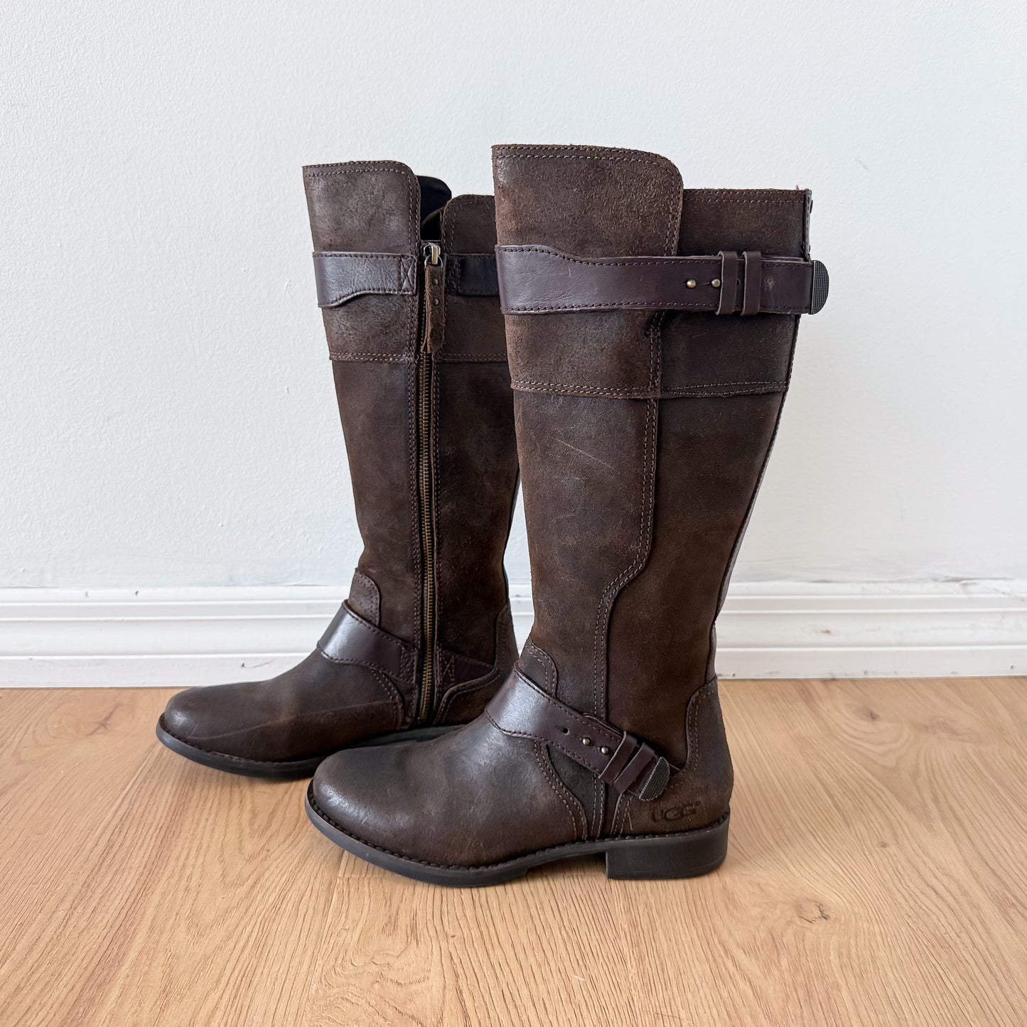 Y2K Ugg Brown Suede Leather Boots / SZ 7.5