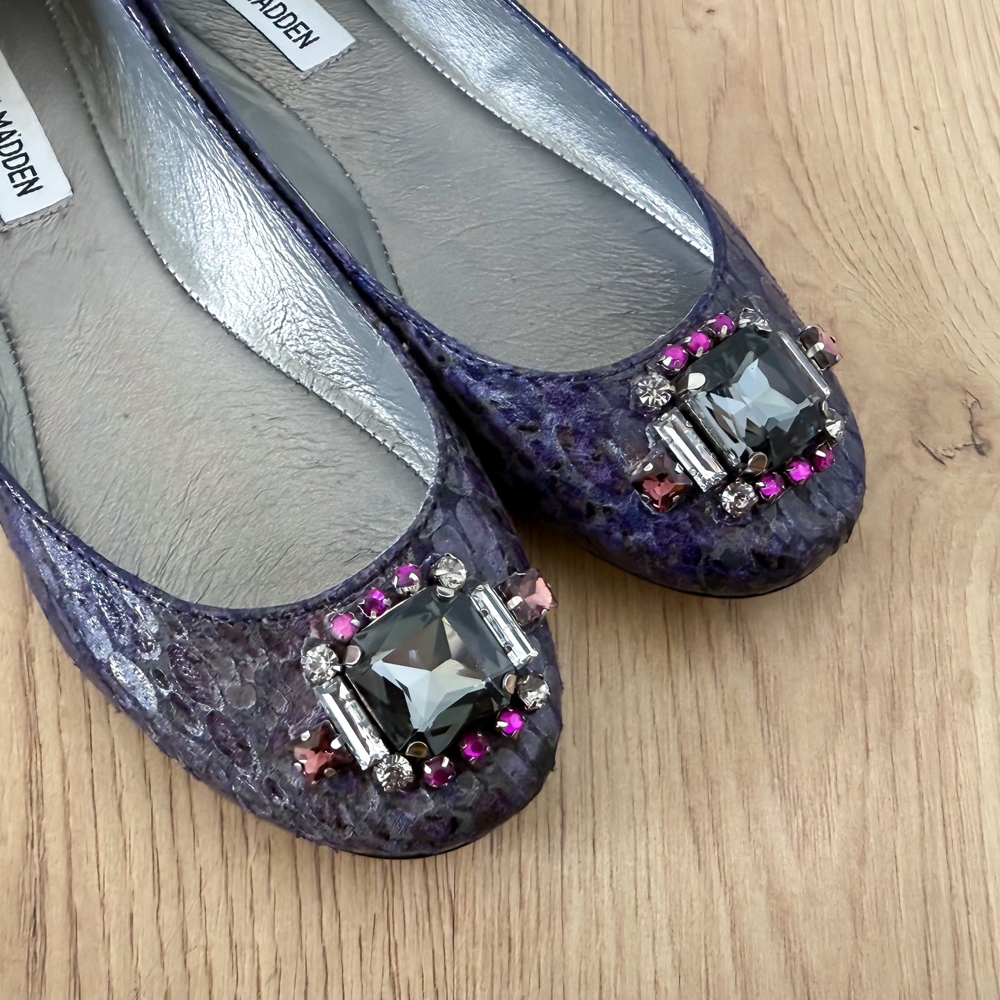 2010's Steve Madden Purple Rhinestone Flats / SZ 8