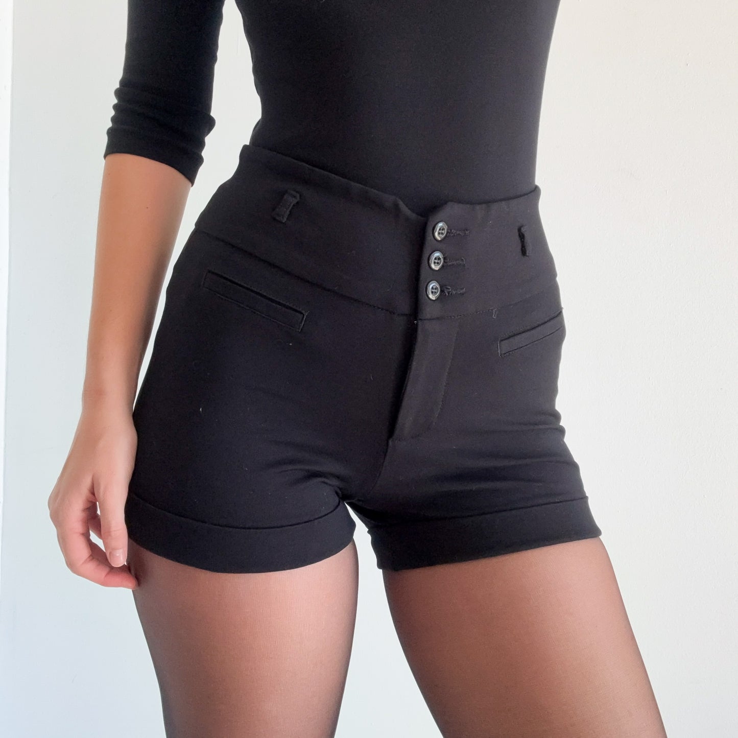 Y2K Black High Waist Hot Shorts / SZ M/L
