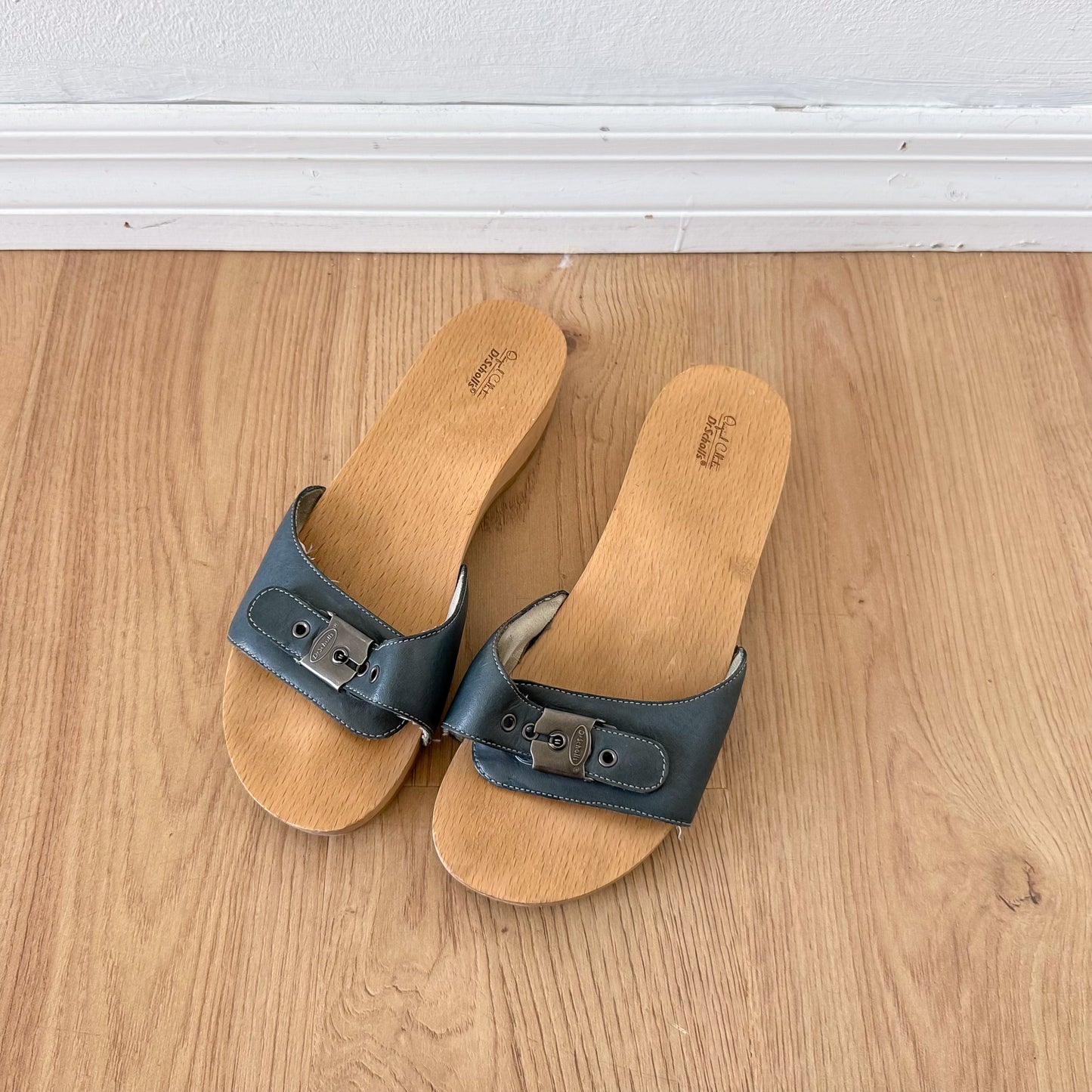 Y2K Dr. Scholl's Slate Blue Wooden Sandals / SZ 8