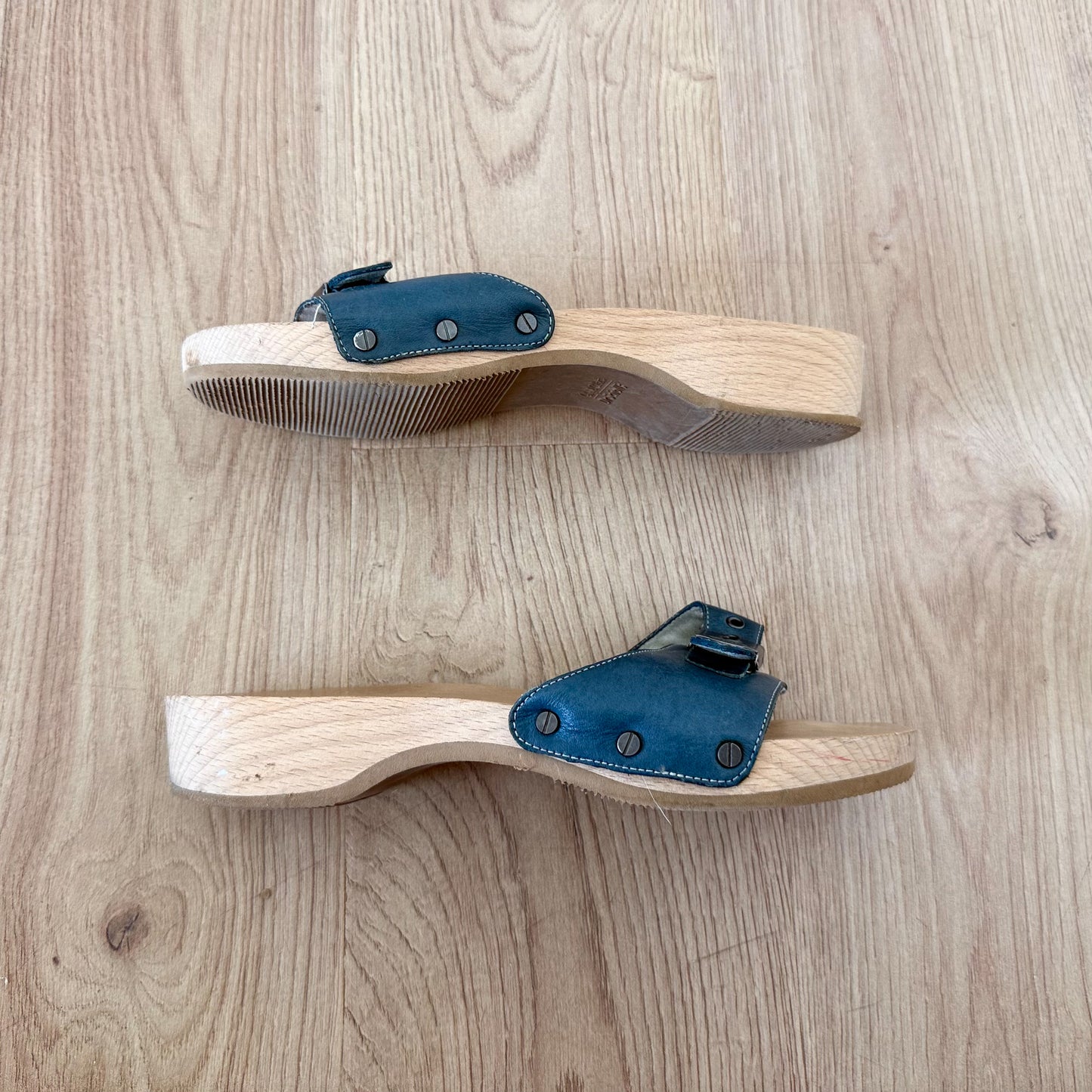 Y2K Dr. Scholl's Slate Blue Wooden Sandals / SZ 8