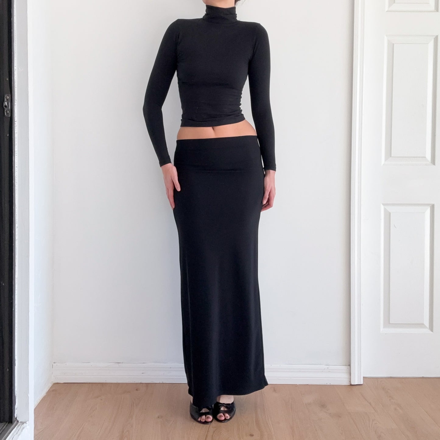 90's Black Fitted Maxi Skirt / SZ S-M