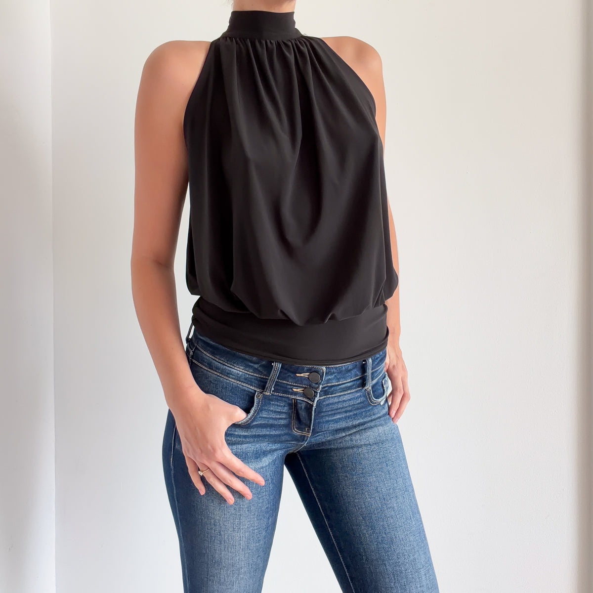 Y2K Black High Neck Fringe Bubble Top / SZ S