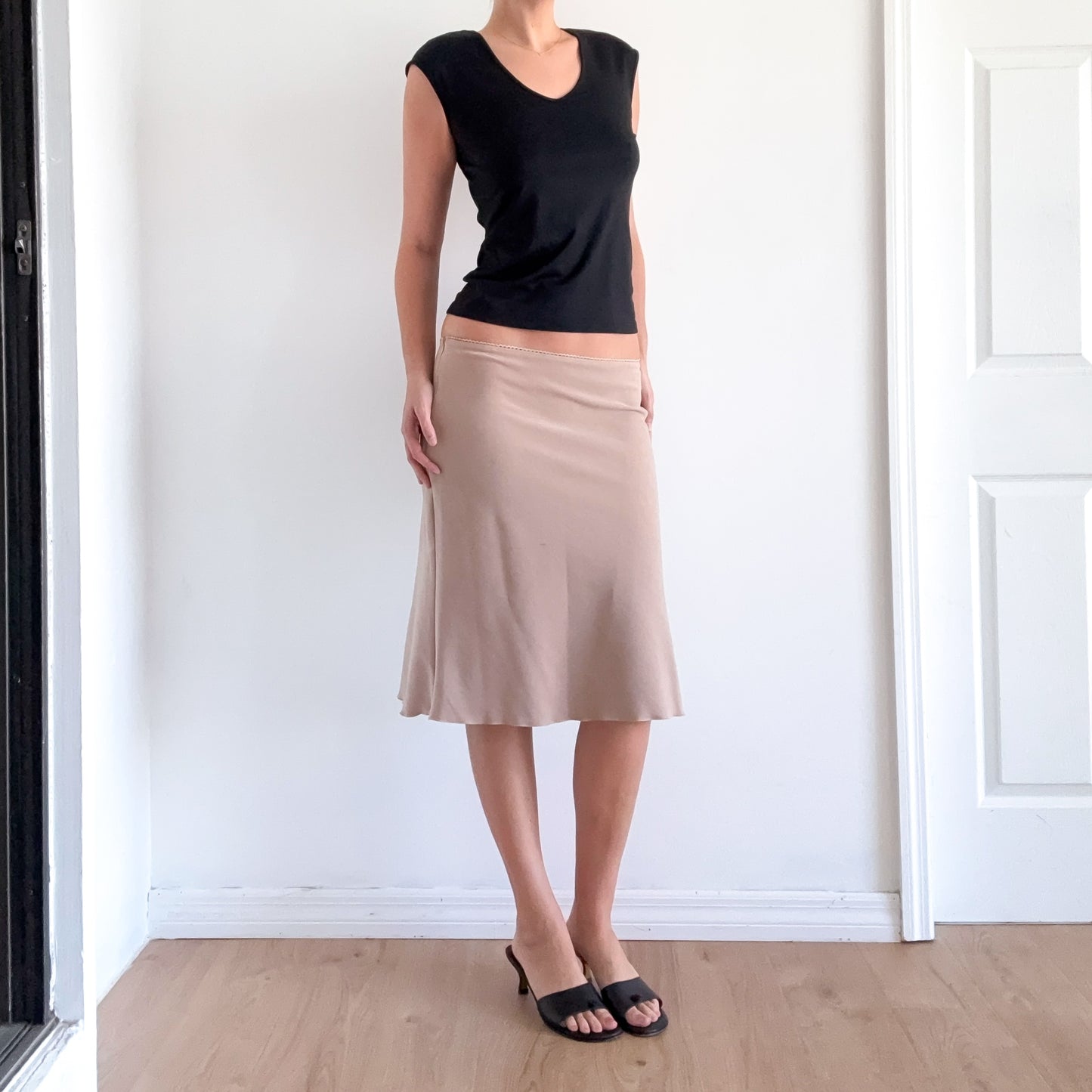 Y2K XOXO Tan Faux Suede Midi Skirt / SZ M