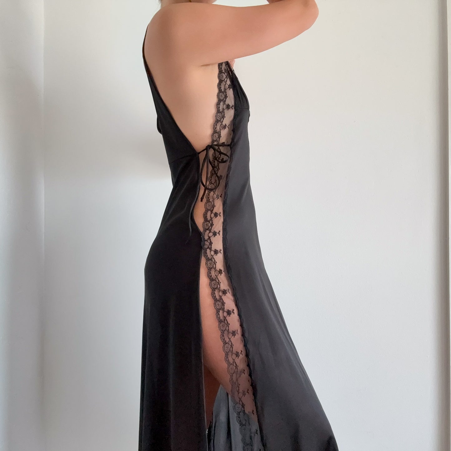 80's Black Lace Slit Nightgown / SZ S-M