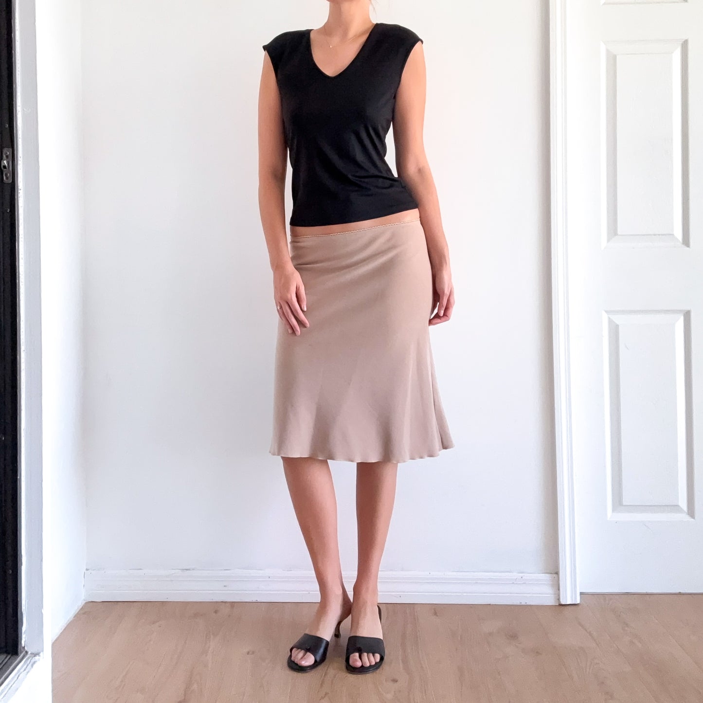 Y2K XOXO Tan Faux Suede Midi Skirt / SZ M