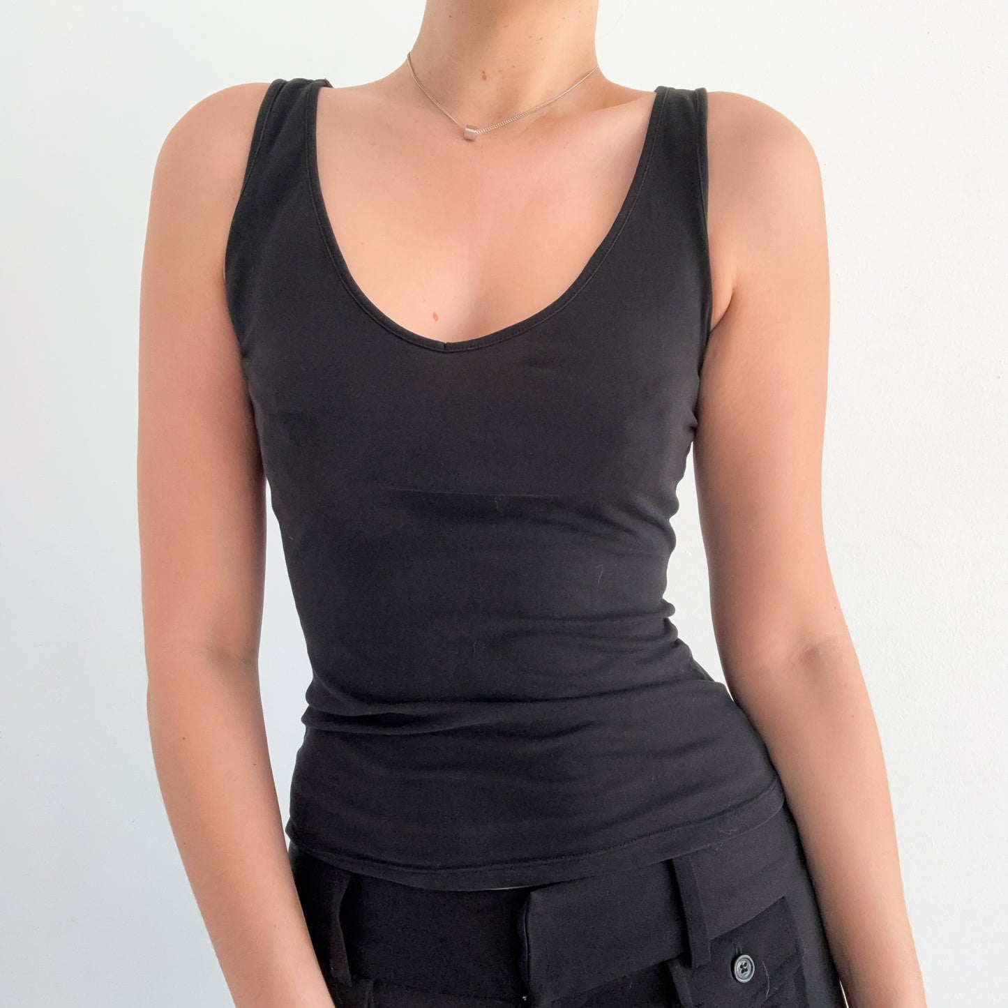 Y2K Gap Black Cotton Stretch Tank / SZ S