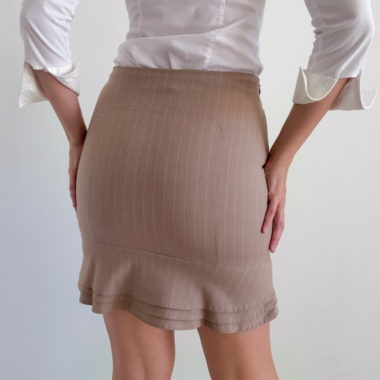 Y2K Light Brown Pinstripe Pencil Skirt / SZ 4/6