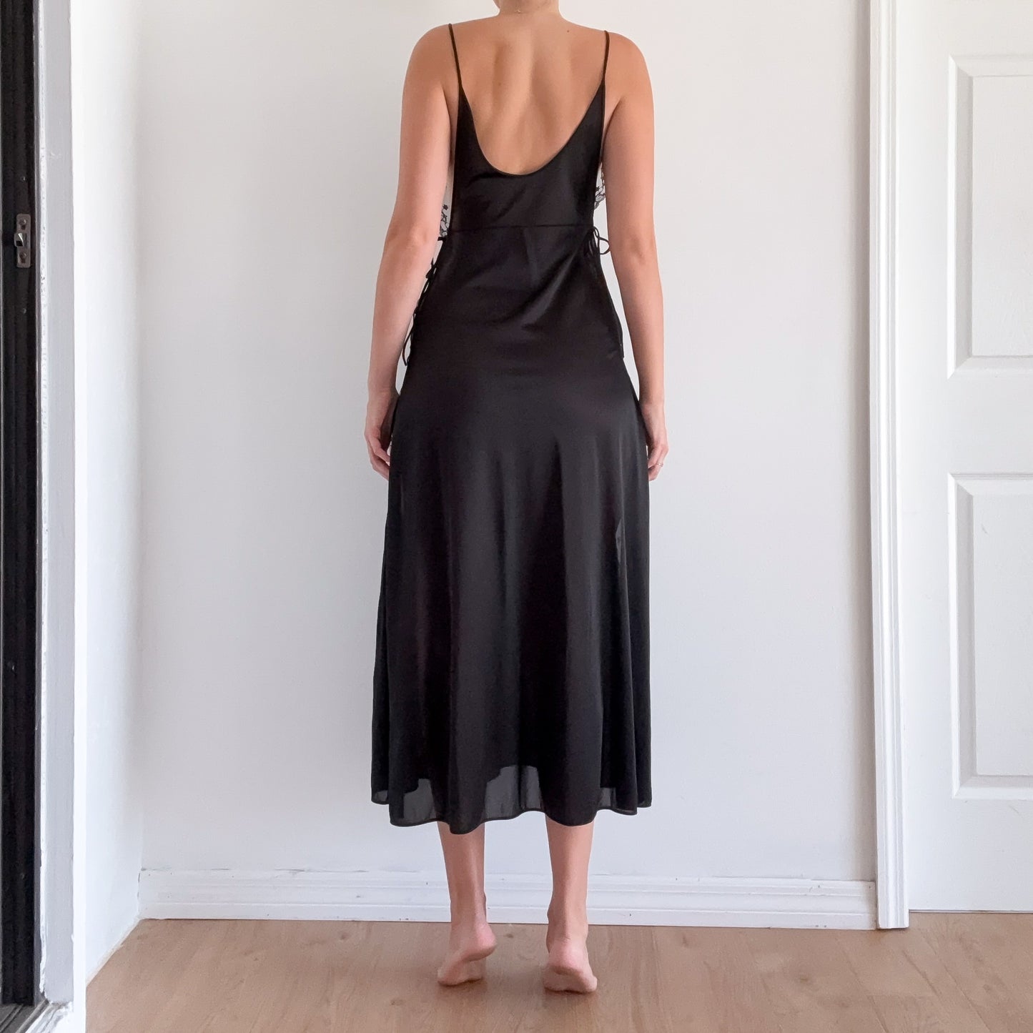 80's Black Lace Slit Nightgown / SZ S-M