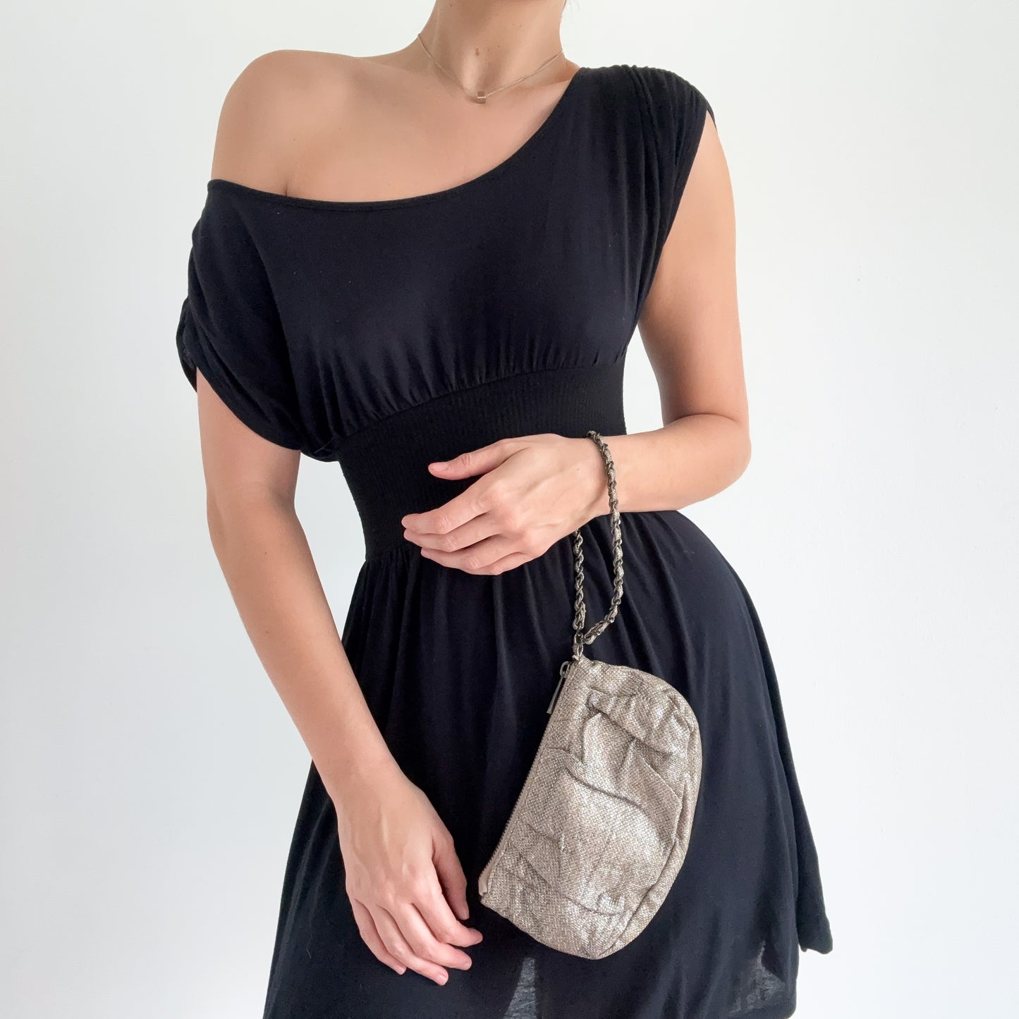 Y2K Gold Metallic Wristlet Clutch