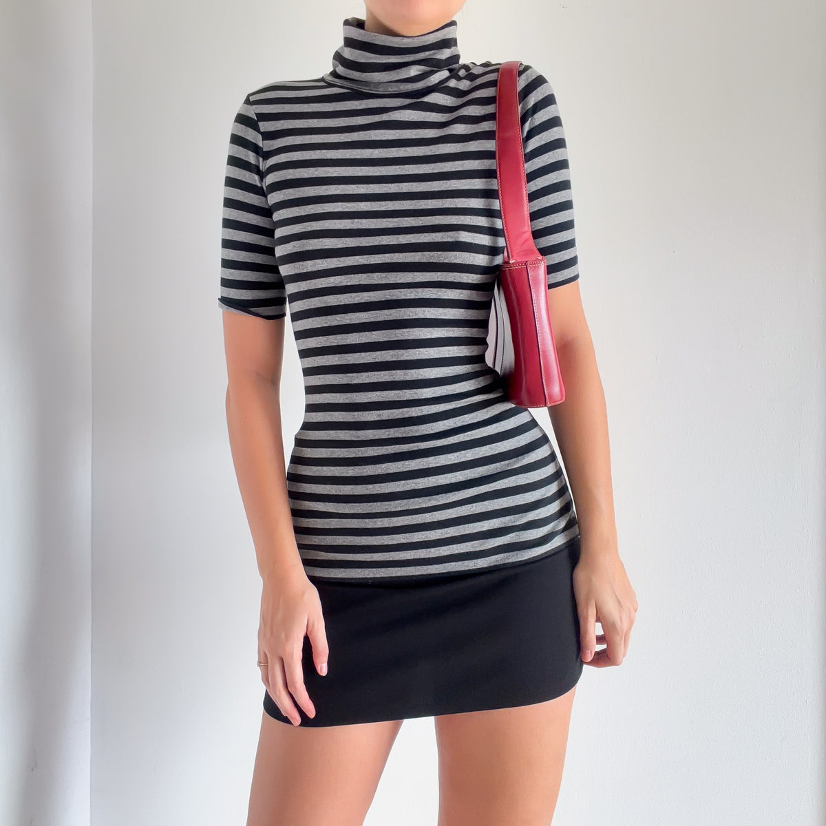 Y2K Black & Grey Striped Turtleneck Top / SZ S