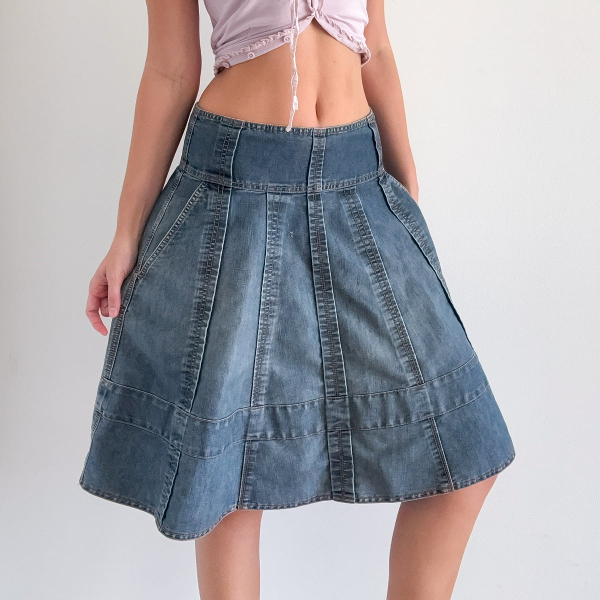 Y2K DKNY Denim Midi Skirt / SZ 4-6