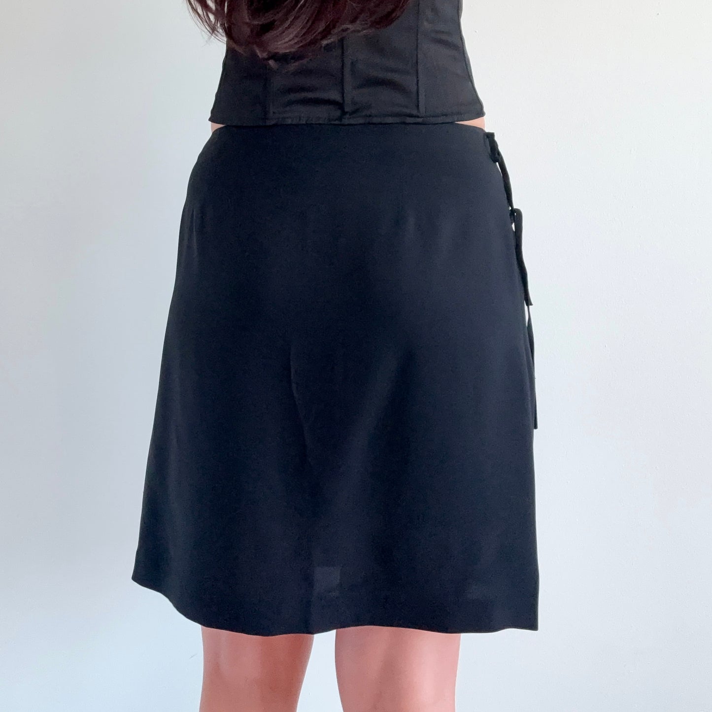 90's Black Silk Pleated Tie Midi Skirt / SZ S/M