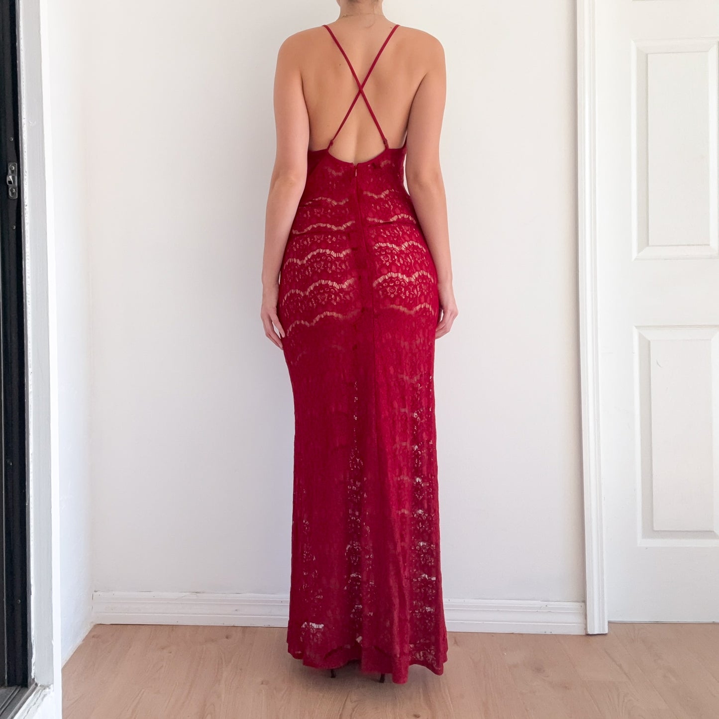 Contemporary Burgundy Lace Maxi Dress / SZ M/L