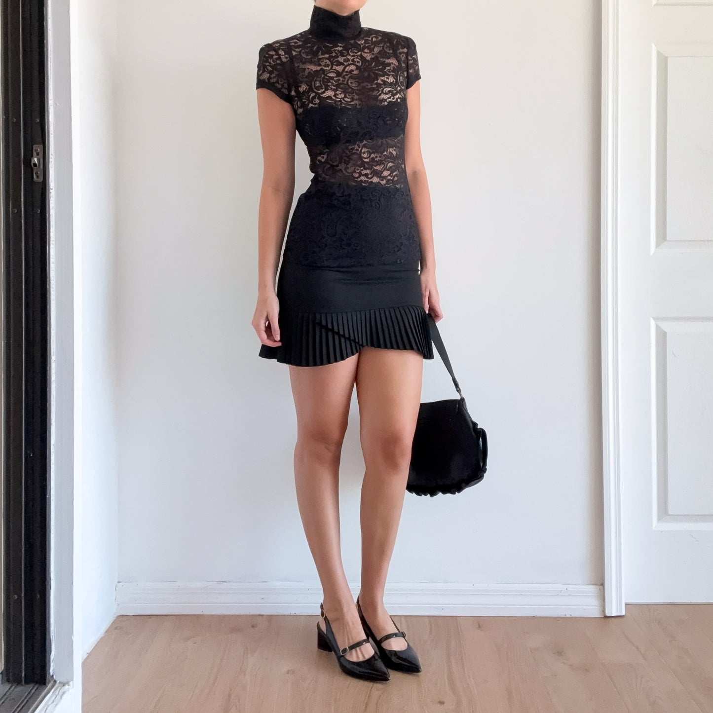 Y2K Black Pleated Pencil Skirt / SZ 2-4