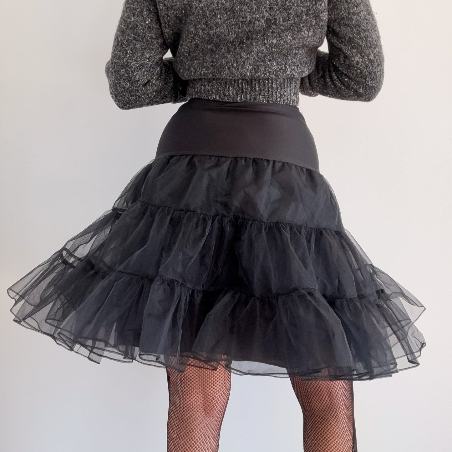Black Petticoat Skirt / SZ XS-M