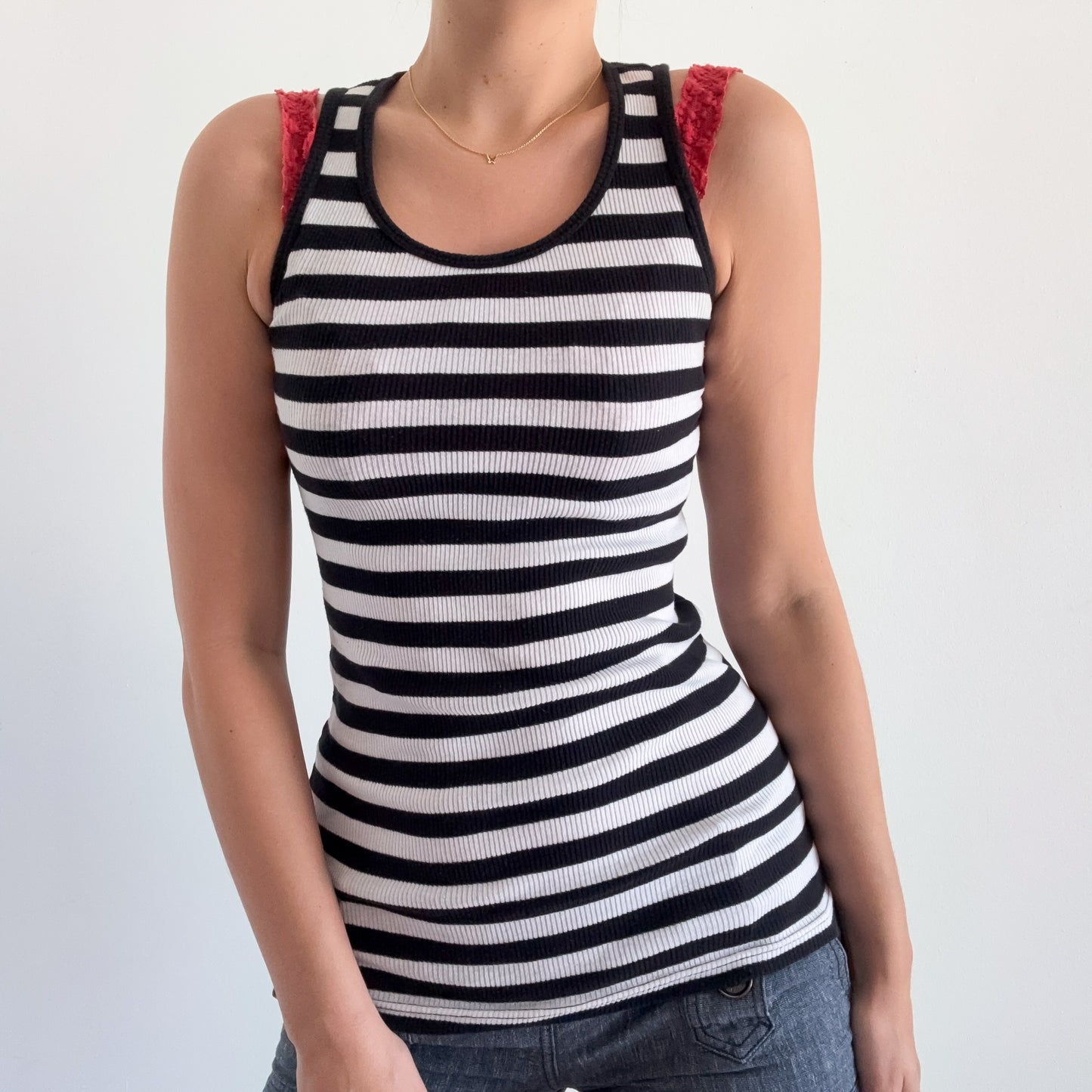 Y2K Black & White Striped Tank / SZ S-M