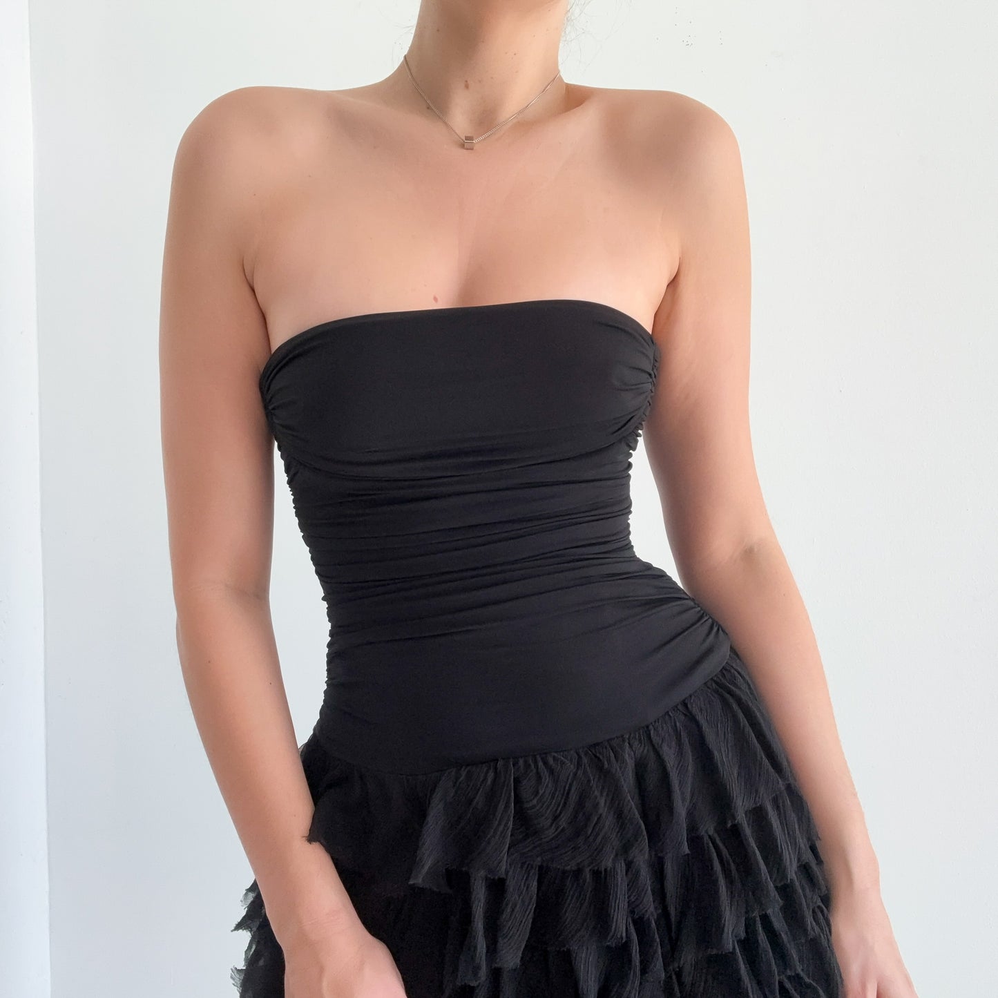 Y2K BCBGMaxAzria Black Silk Ruffle Dress / SZ XS-S