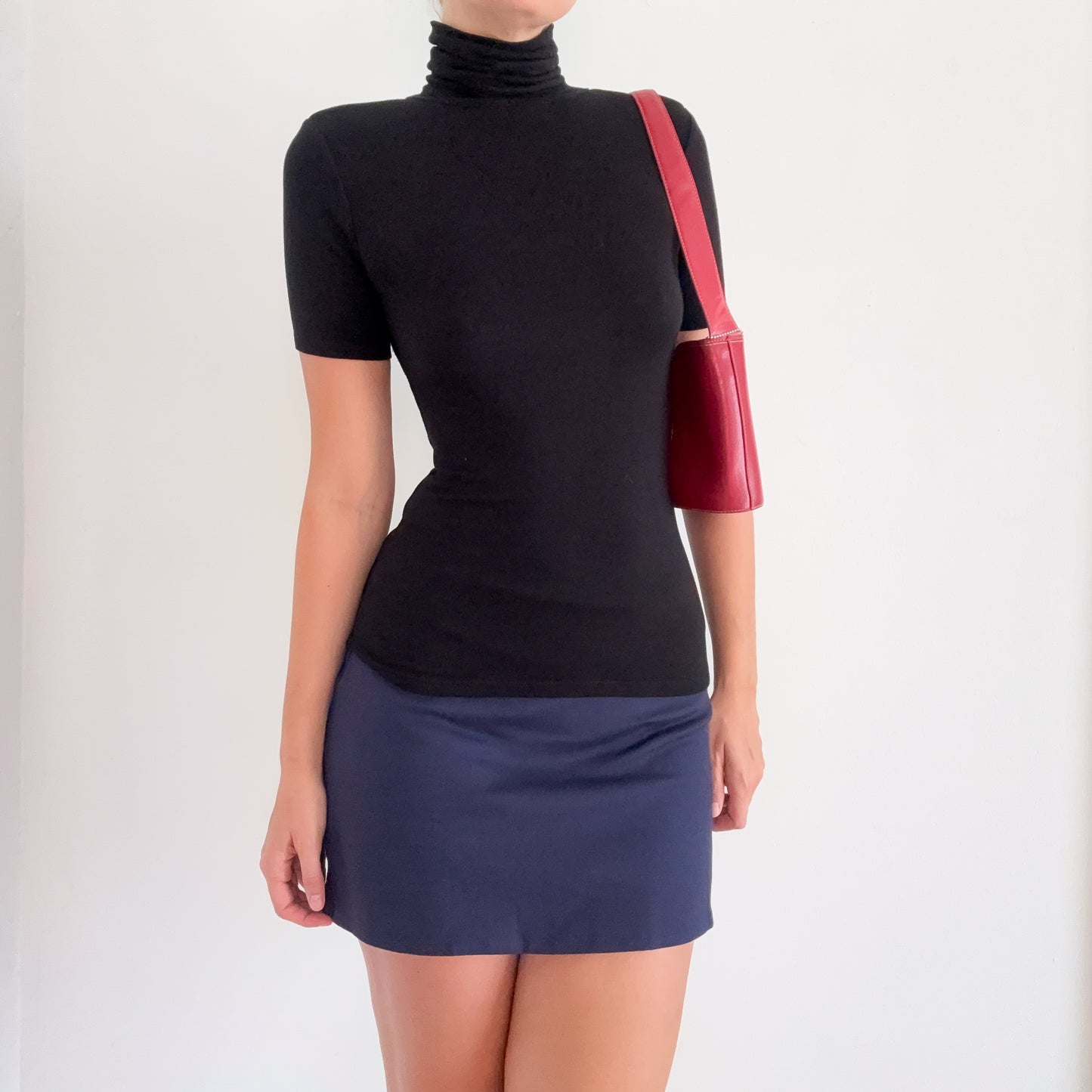 Y2K Theory Black Short Sleeve Turtleneck / SZ S