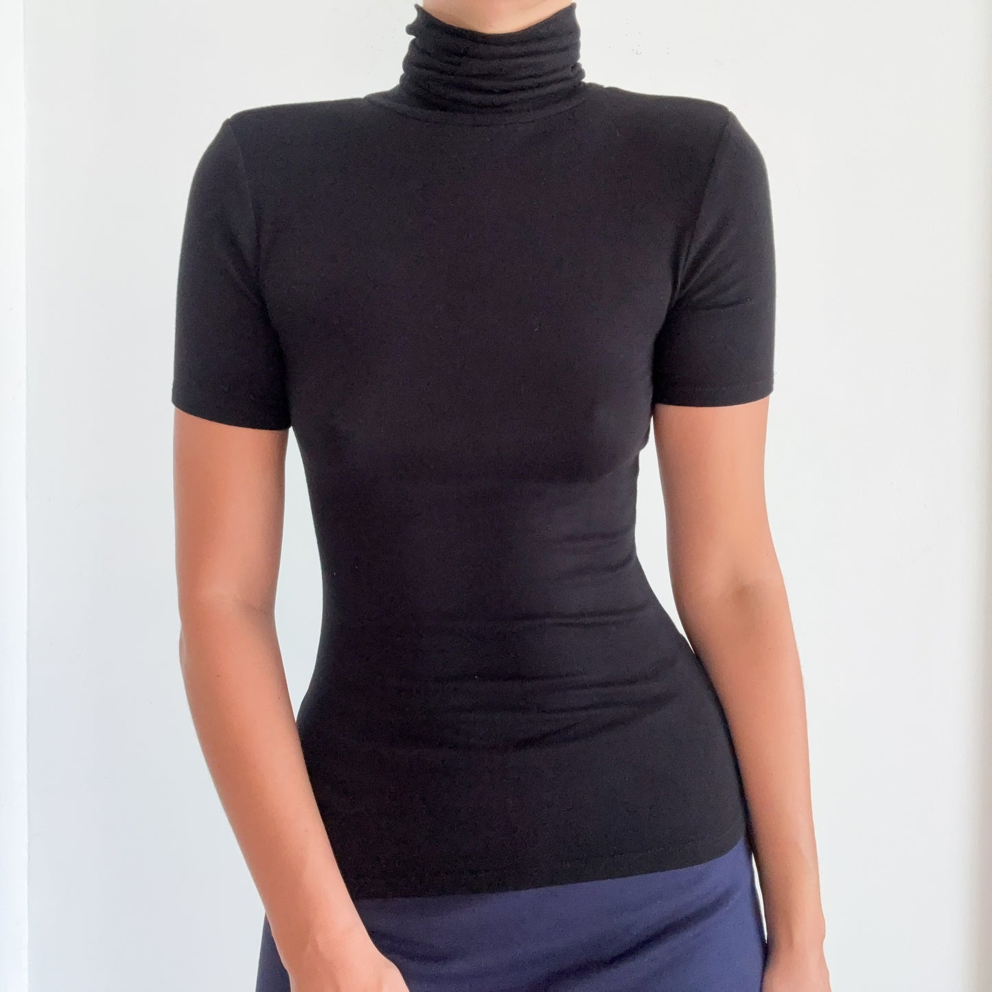 Y2K Theory Black Short Sleeve Turtleneck / SZ S