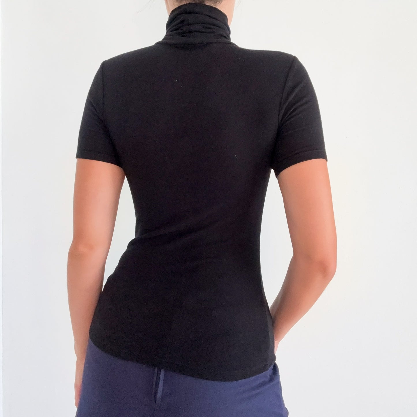 Y2K Theory Black Short Sleeve Turtleneck / SZ S