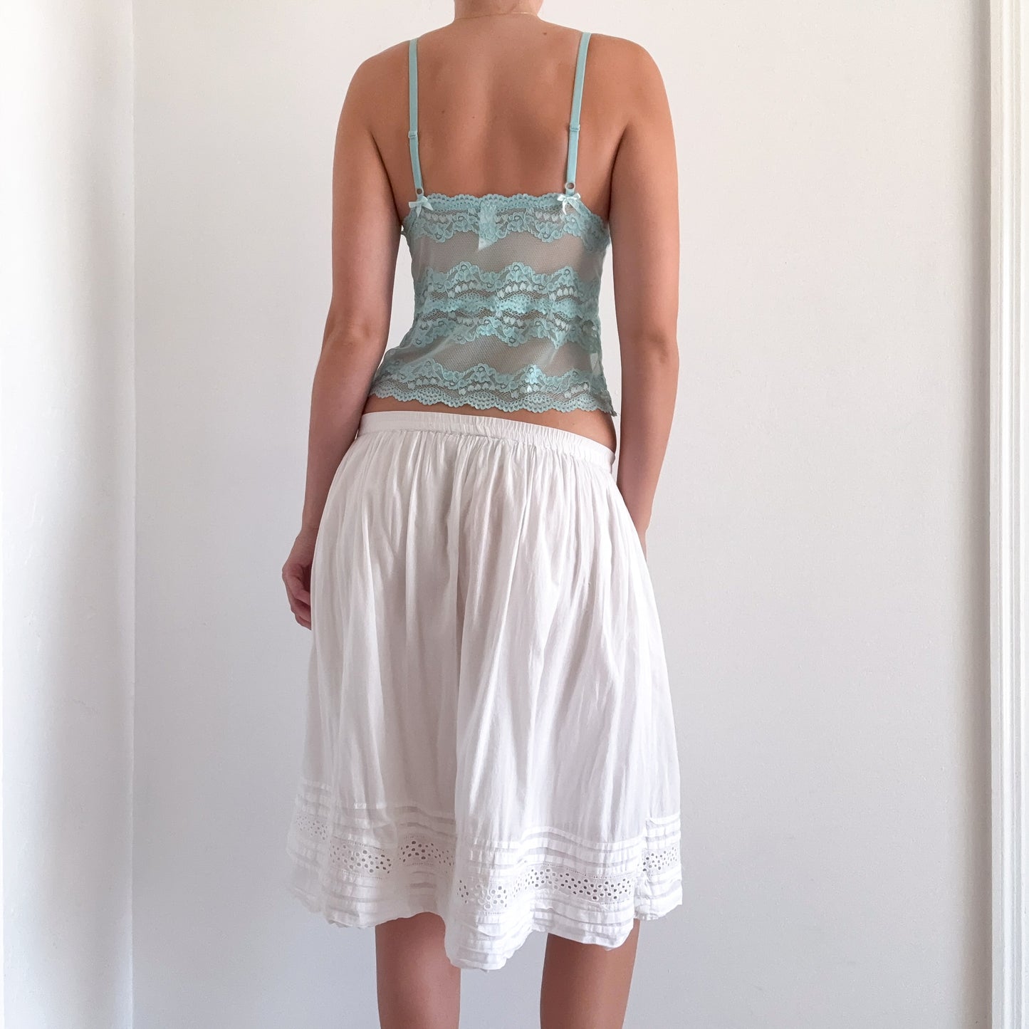 Y2K White Cotton Eyelet Midi Skirt / SZ M