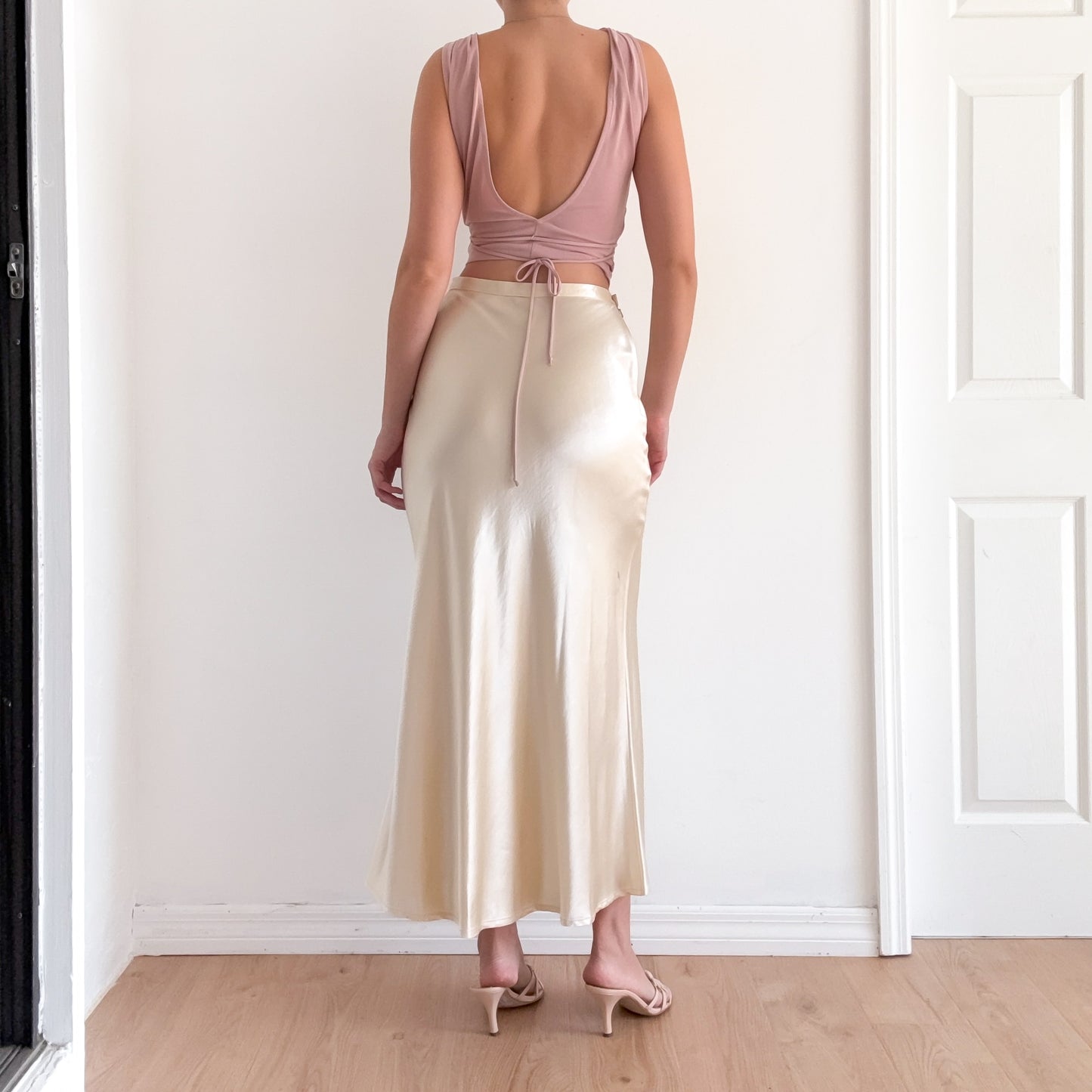 90's Bebe Champagne Silky Maxi Skirt / SZ 6