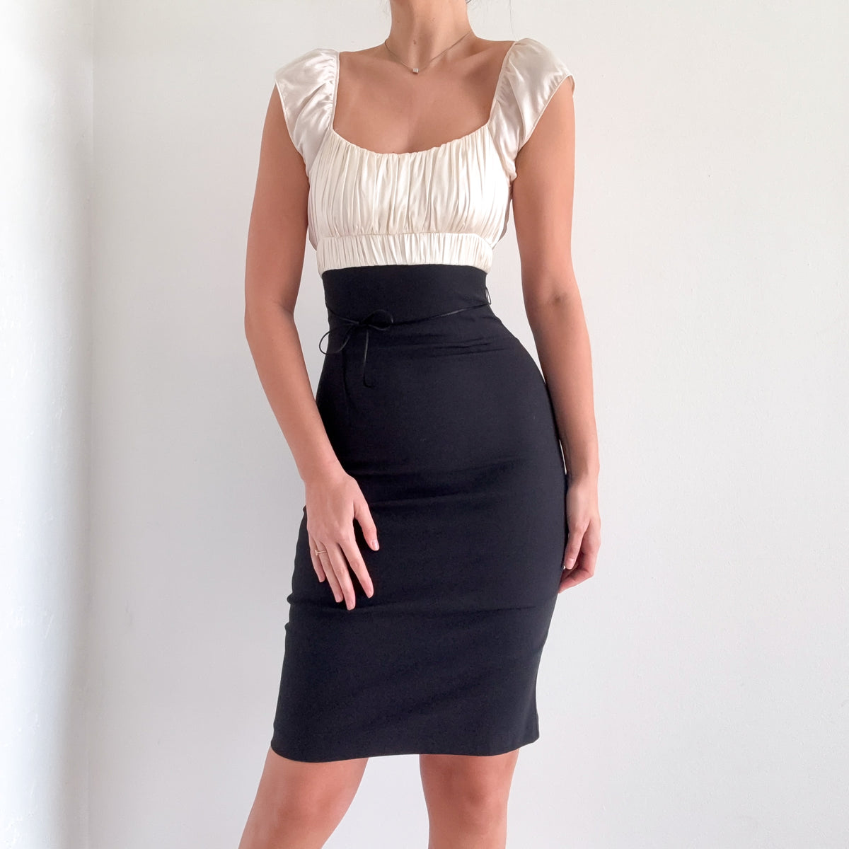 Y2K Ivory & Black Silk Pencil Dress / SZ XS/S