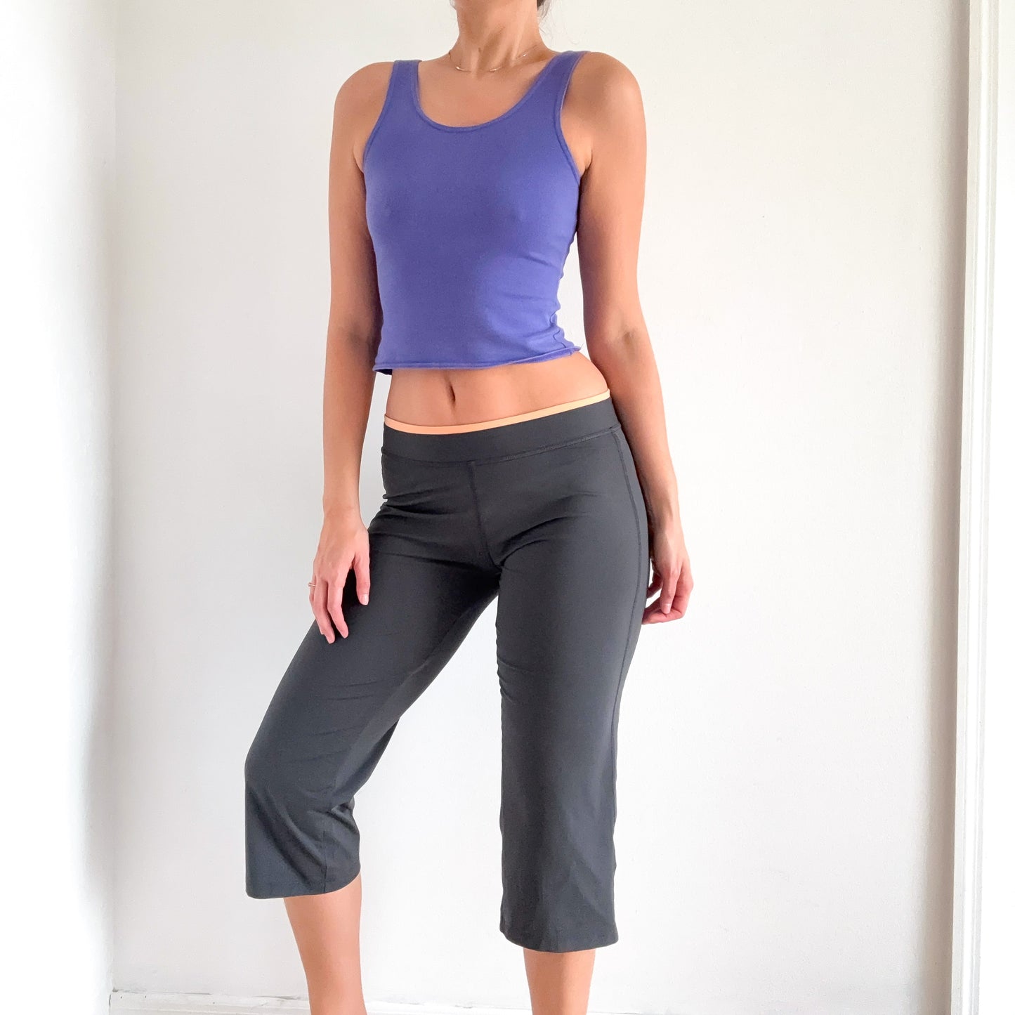 Y2K Grey & Peach Capri Leggings / SZ M