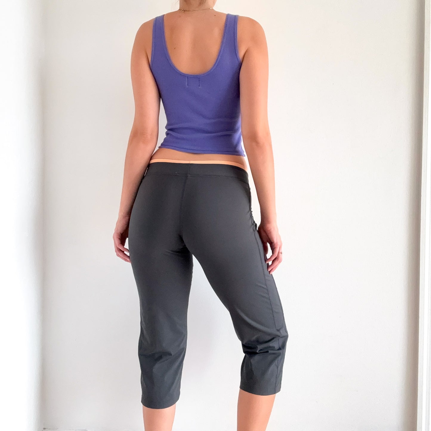 Y2K Grey & Peach Capri Leggings / SZ M