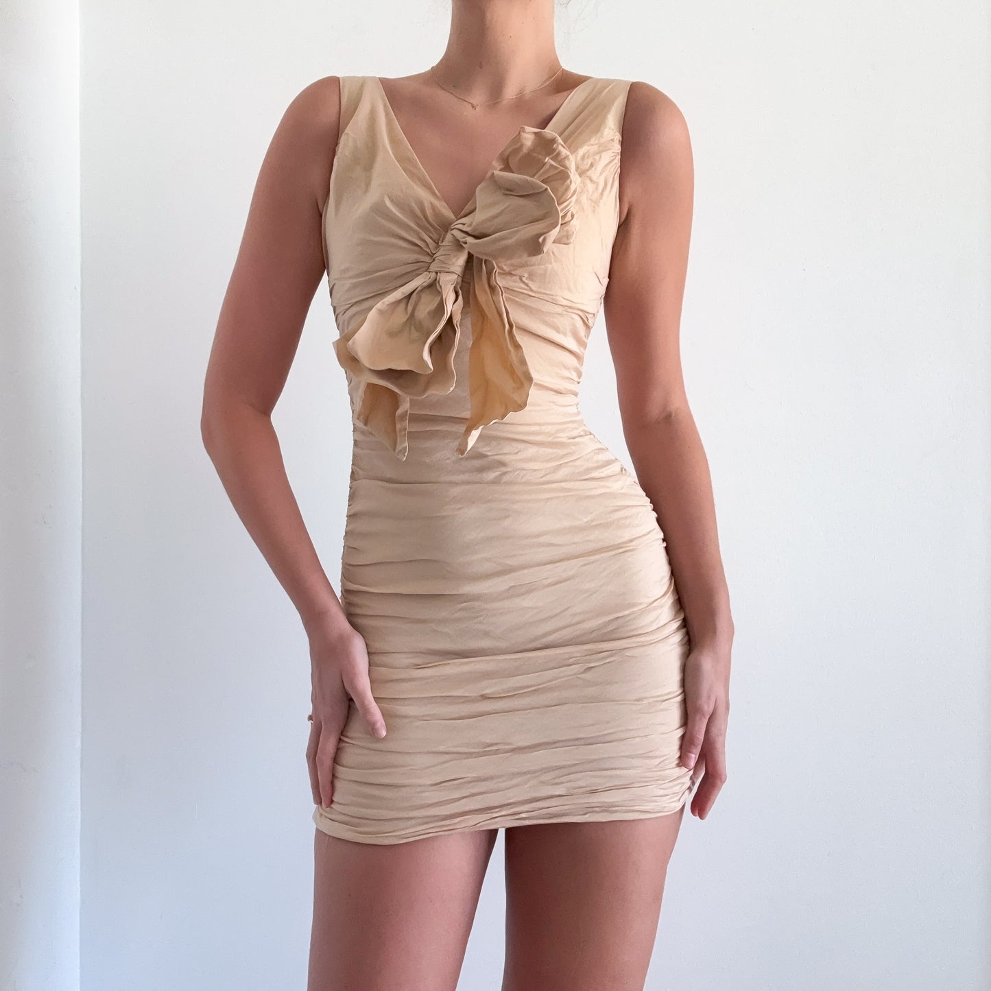 Y2K BCBGMaxAzria Champagne Cocktail Dress / SZ 2/4