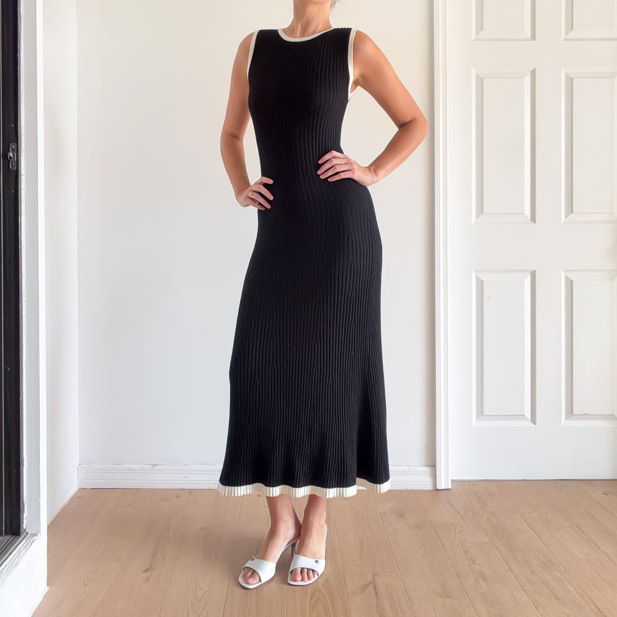 Black & White Contrast Knit Maxi Dress / SZ S